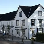 Aars Hotel ホテル