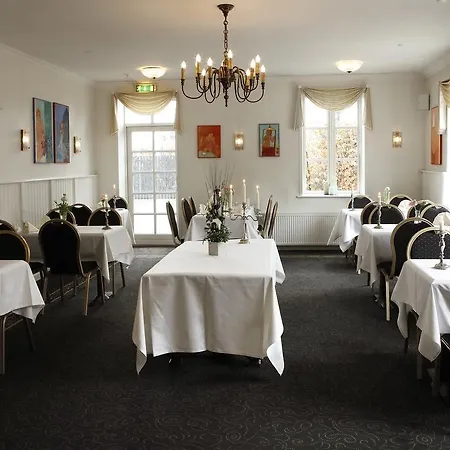 فندق Aars Hotel 3*